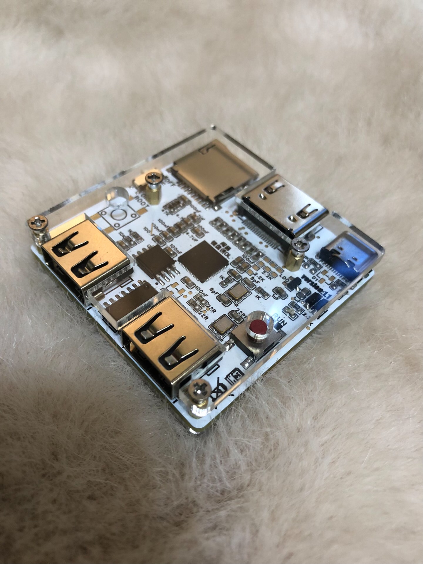 Retro Mini Macintosh 128K Pock - Retro Gaming Hub review and price